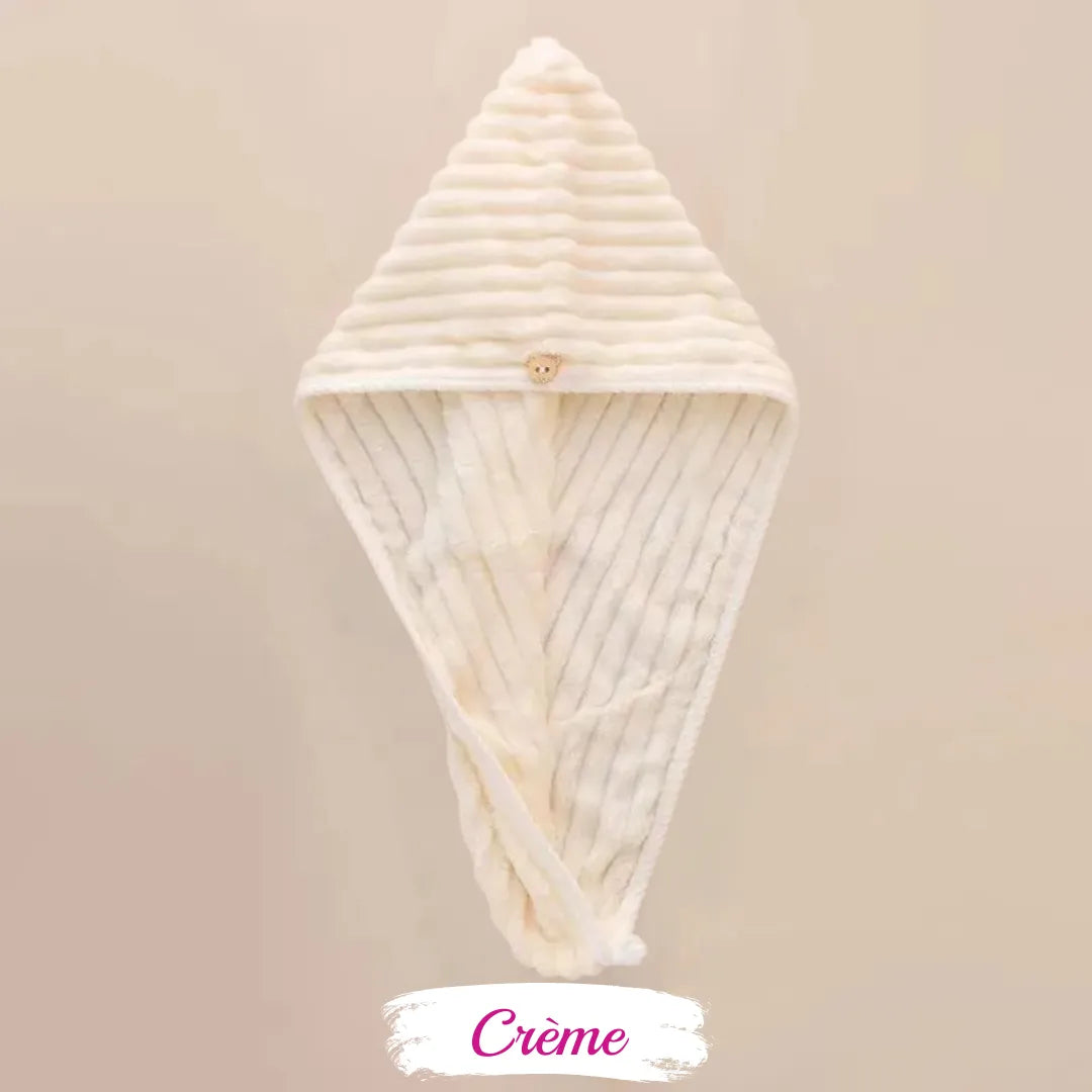 Serviette microfibre crème - séchage rapide et doux pour cheveux bouclés ou ondulés.