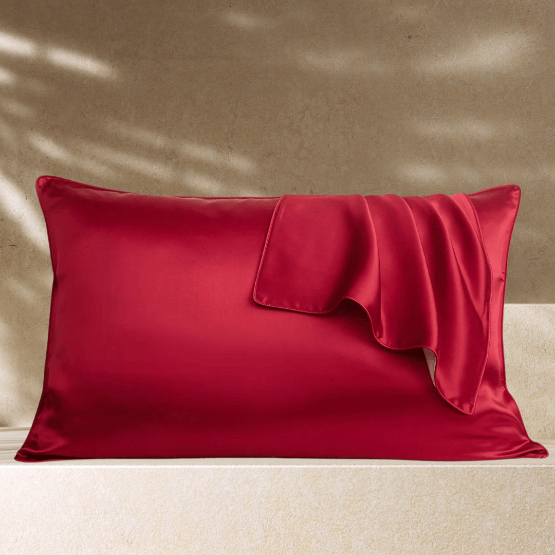 Taie d’oreiller en soie rouge pour nuit apaisée