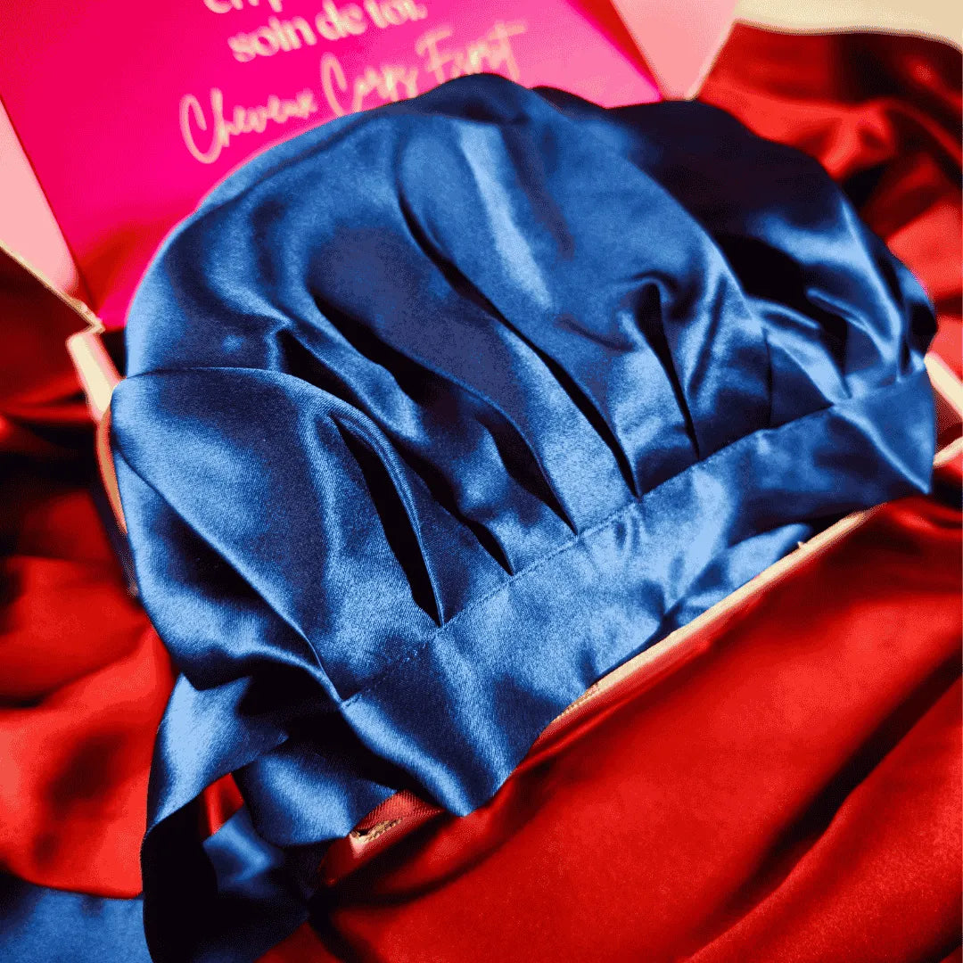 Avant après bonnet en soie cheveux bouclés – transformation de boucles définies et brillantes