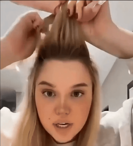 GIF démonstration Bigoudis sans chaleur Wild Hair Therapy – application sur cheveux mi-longs, enroulage des mèches étape par étape.