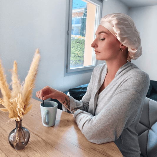 Bonnet en soie - Nuit protégés, cheveux disciplinés - Wild Hair Therapy FRANCE